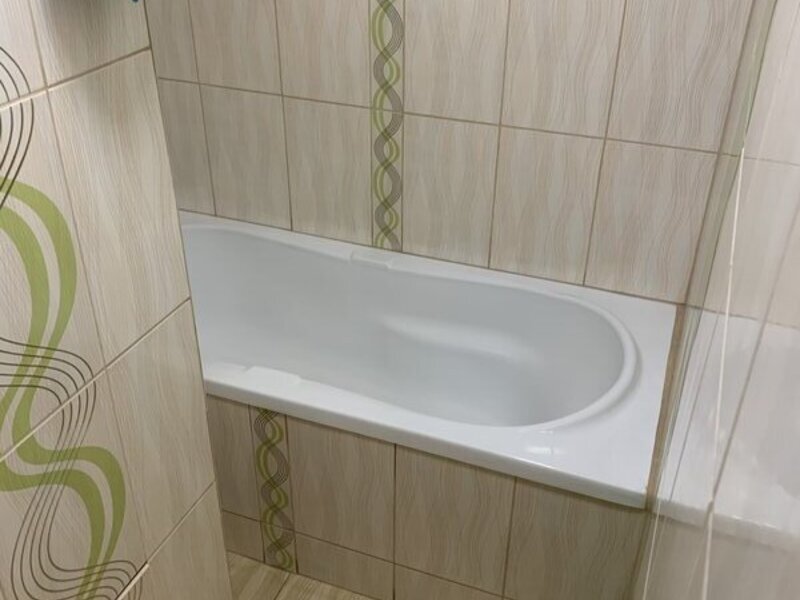 Titan Piata Minis, Costin Georgian, Constantin Brancusi